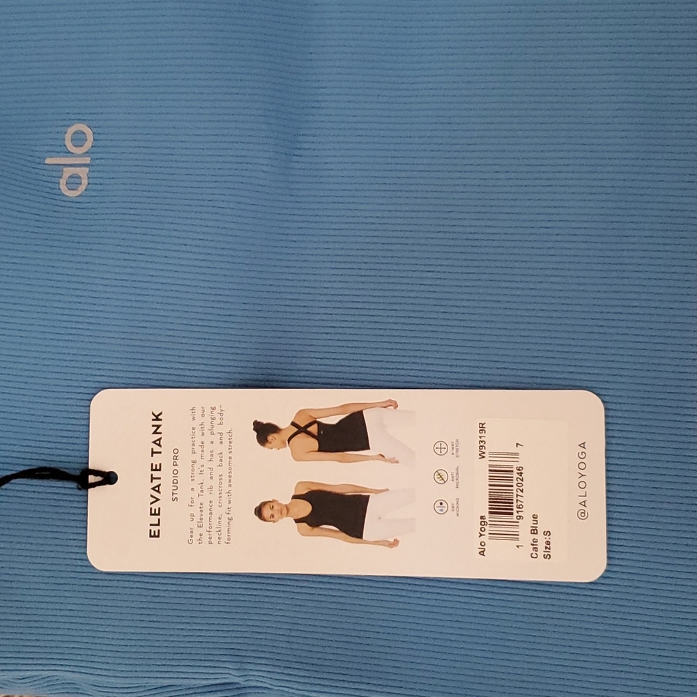 NWT Alo Yoga Elevate Tank - Picture 9 of 10